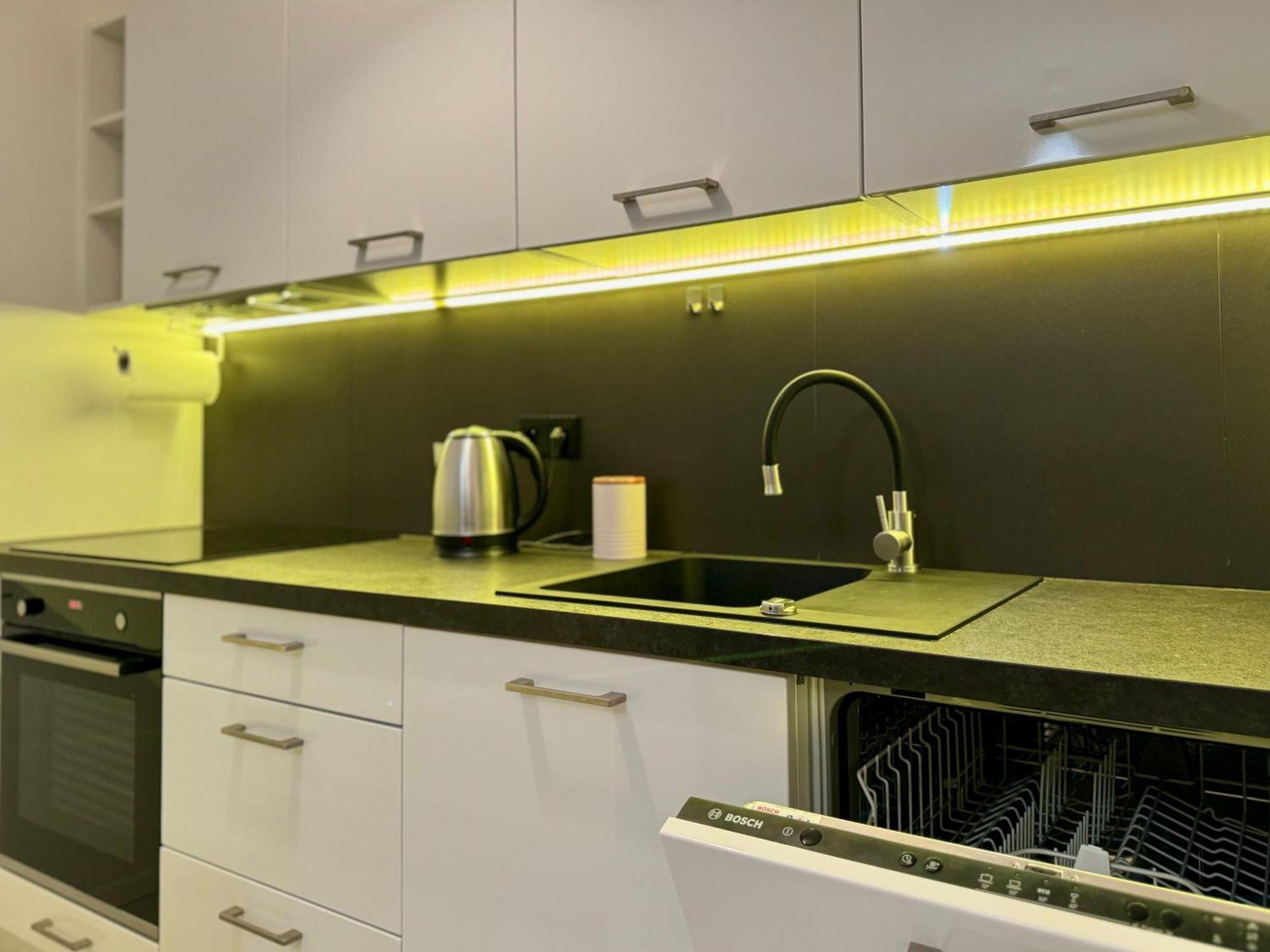 K22 Komputerowa 7 Chopin Airport Warsaw Ngoại thất bức ảnh
